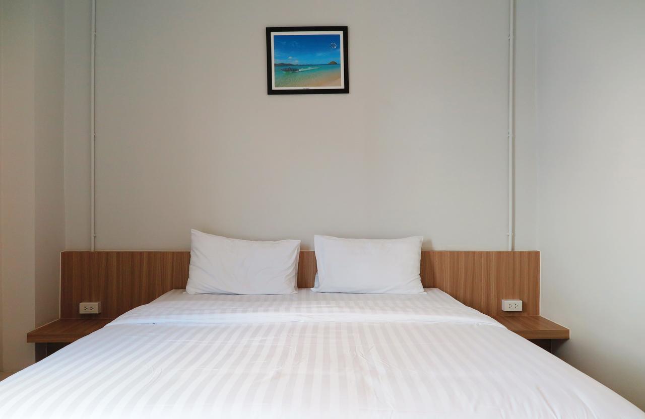 Phuket Marine Poshtel - Sha Plus Chalong Exteriör bild