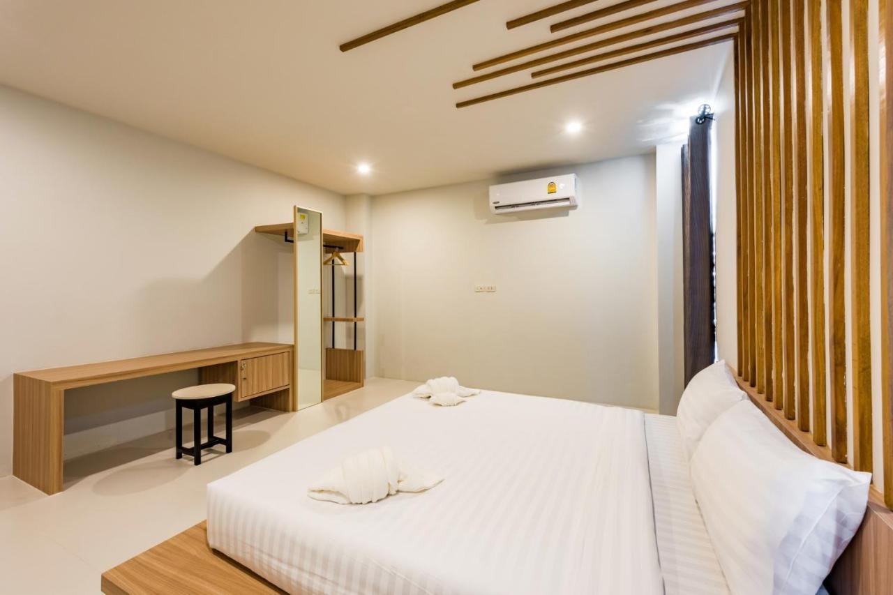 Phuket Marine Poshtel - Sha Plus Chalong Exteriör bild