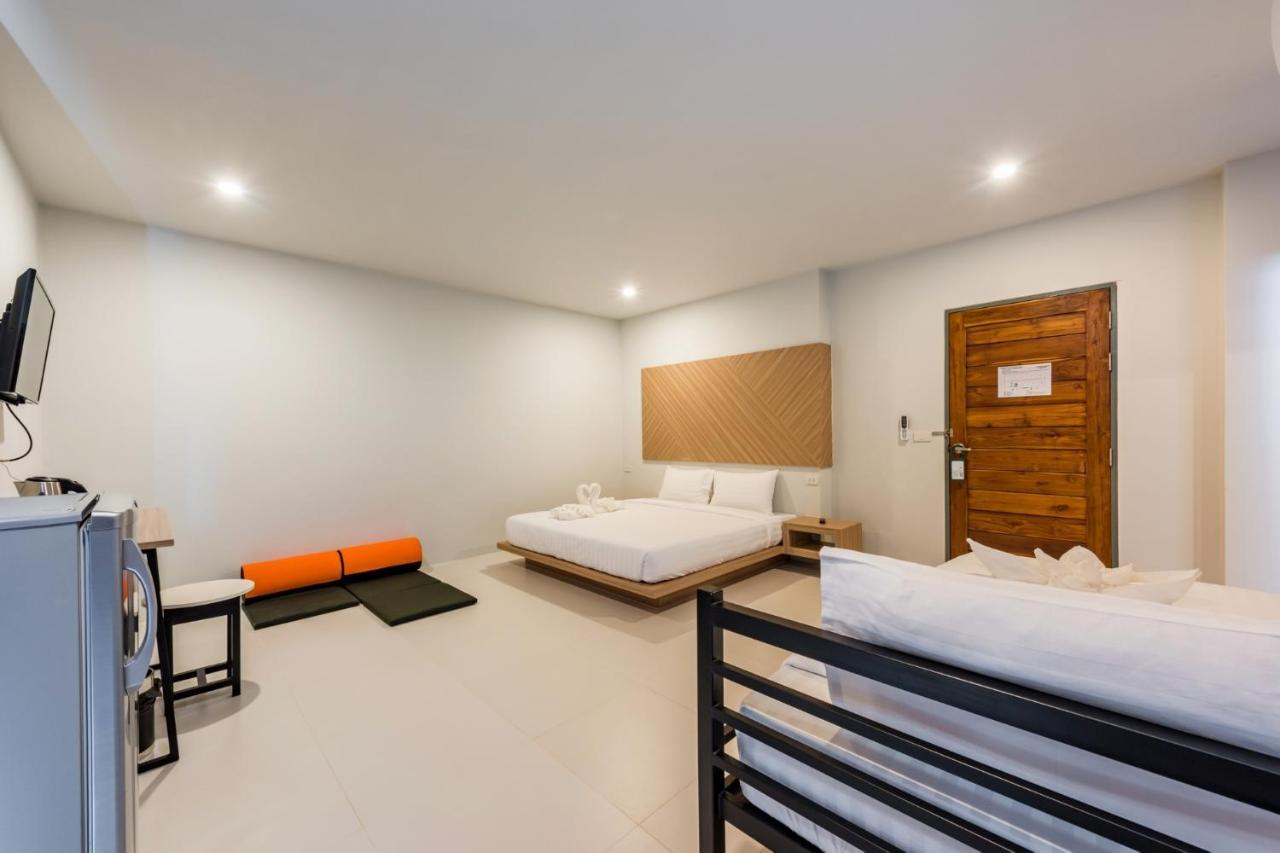 Phuket Marine Poshtel - Sha Plus Chalong Exteriör bild